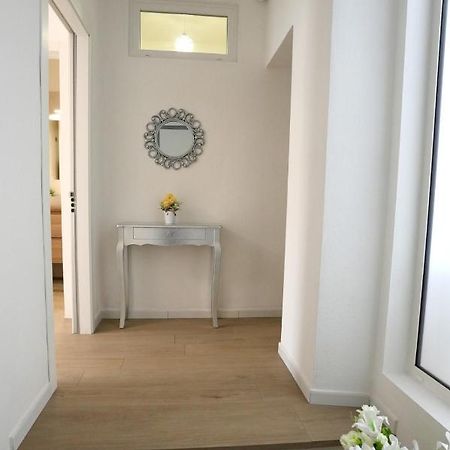Luxury Rooms Paoli 19 Cagliari Exteriör bild