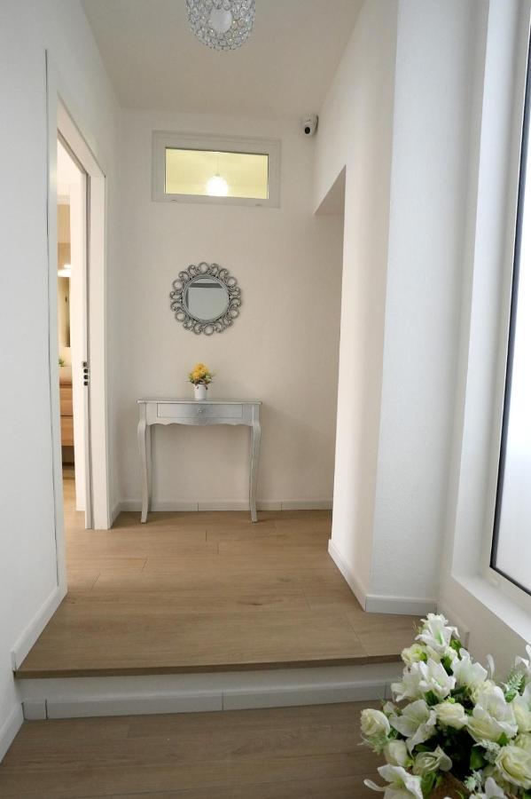 Luxury Rooms Paoli 19 Cagliari Exteriör bild